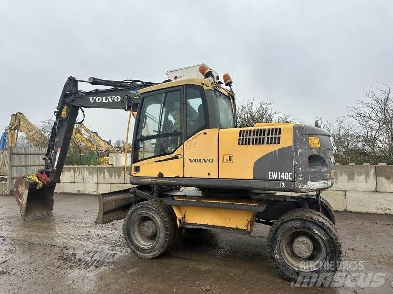 Volvo EW140 Excavadoras de ruedas