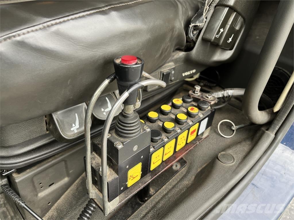 Volvo FM Camiones polibrazo