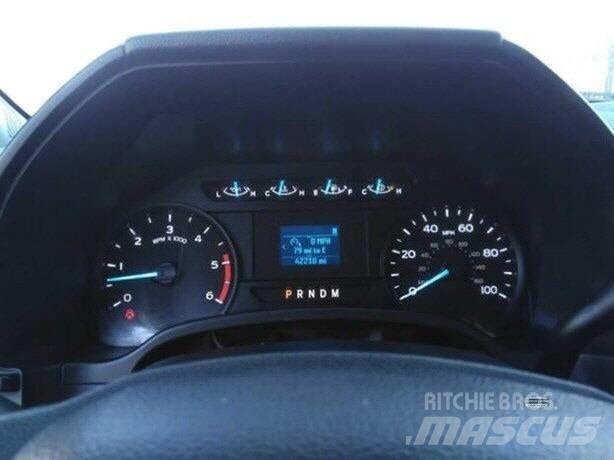 Ford F550 UTILITY BO Camiones caja cerrada