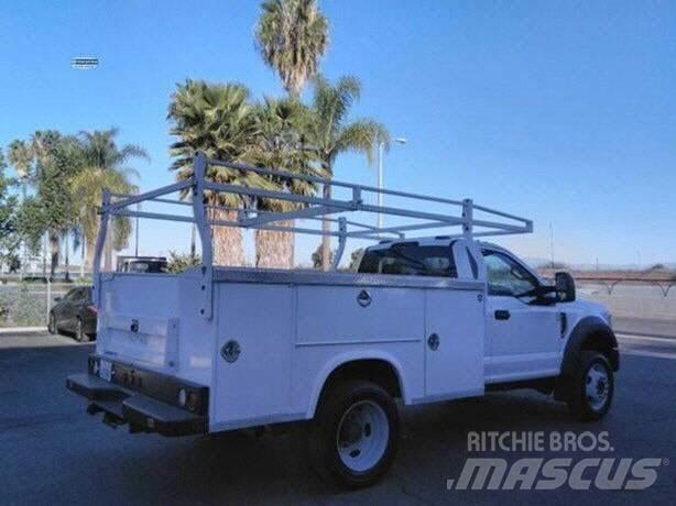 Ford F550 UTILITY BO Camiones caja cerrada