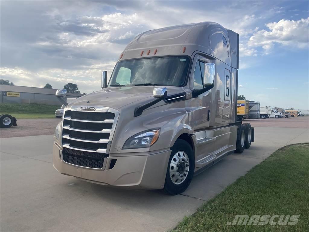 Freightliner  Cabezas tractoras