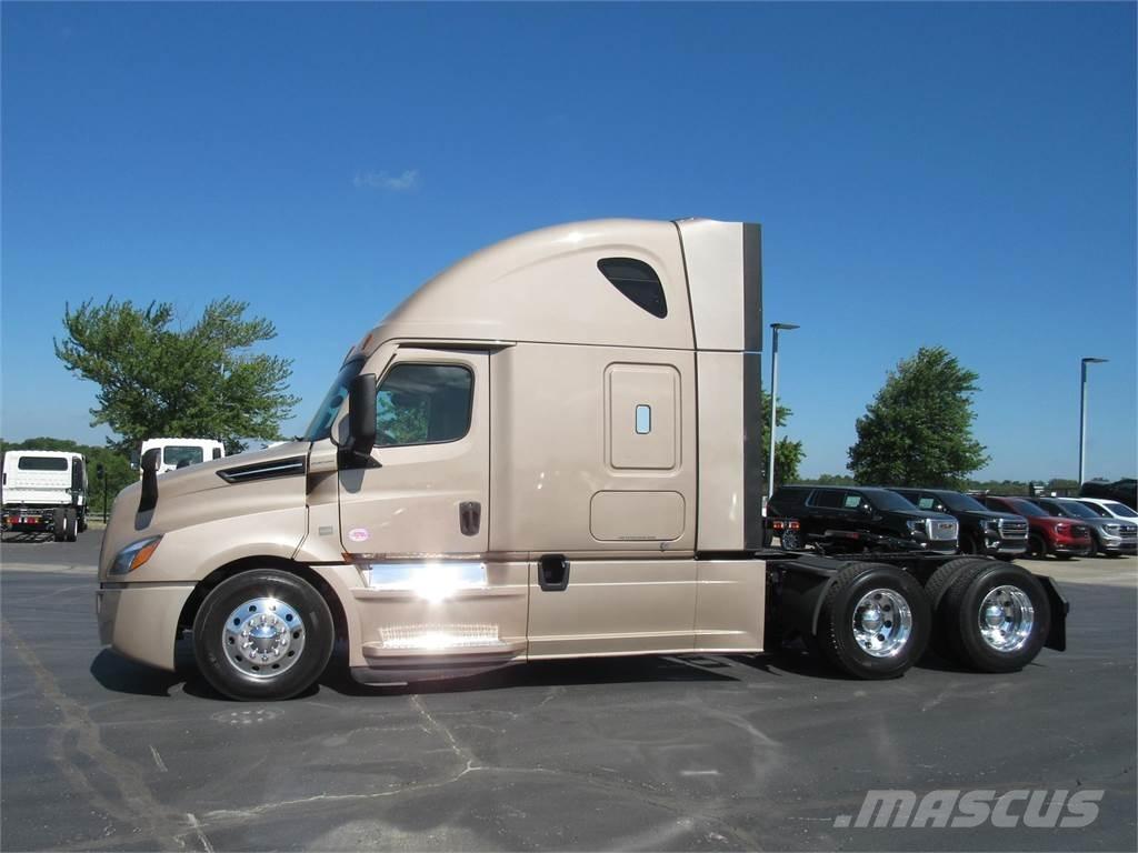 Freightliner CA126SLP Cabezas tractoras