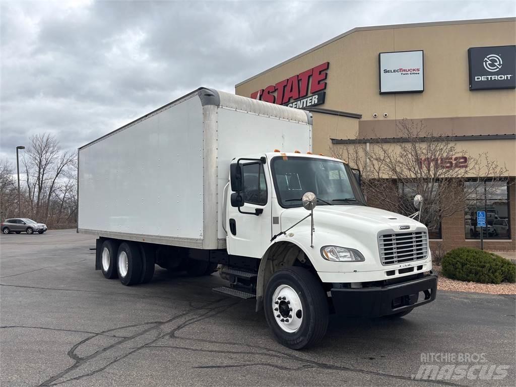 Freightliner M2 106 Camiones caja cerrada