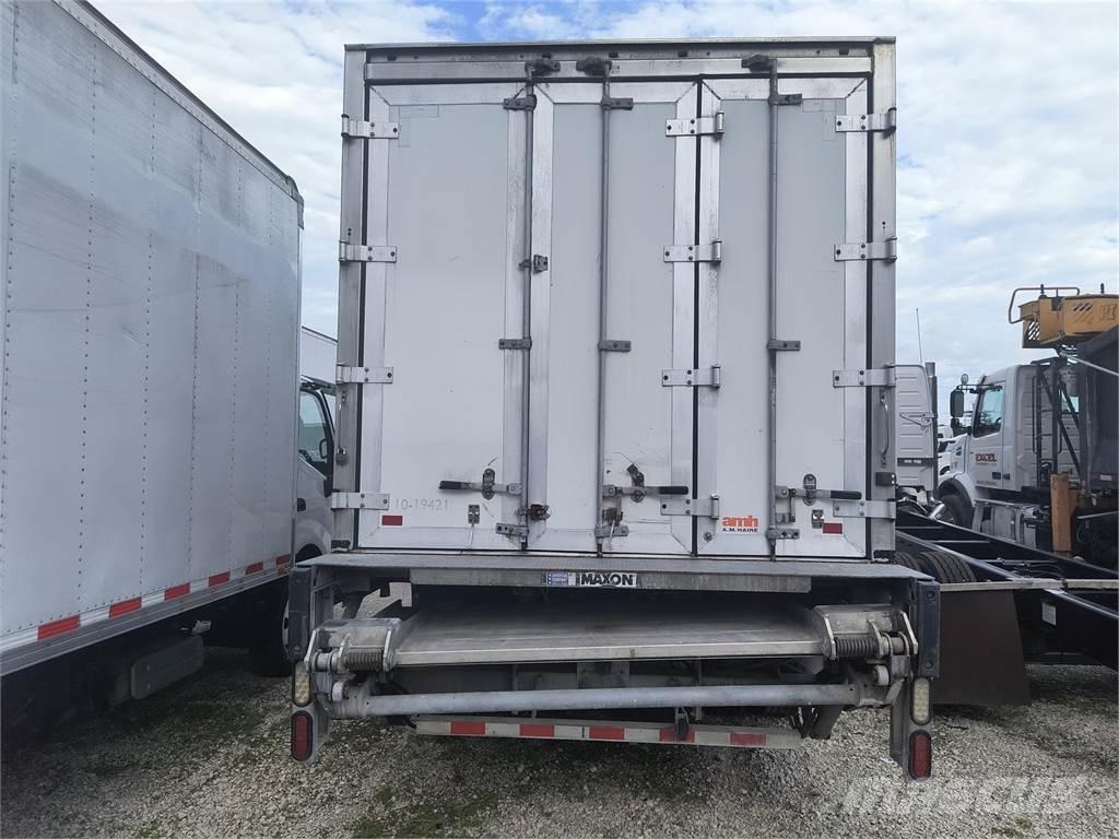 Hino 268 Camiones caja cerrada