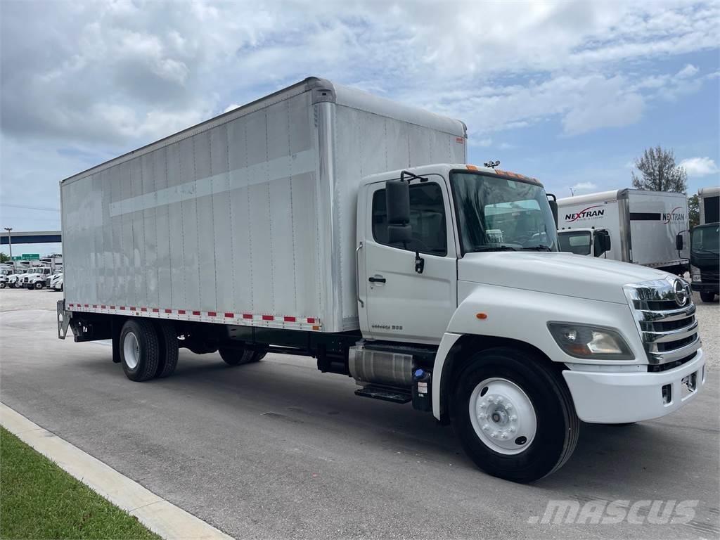 Hino 268 Camiones caja cerrada