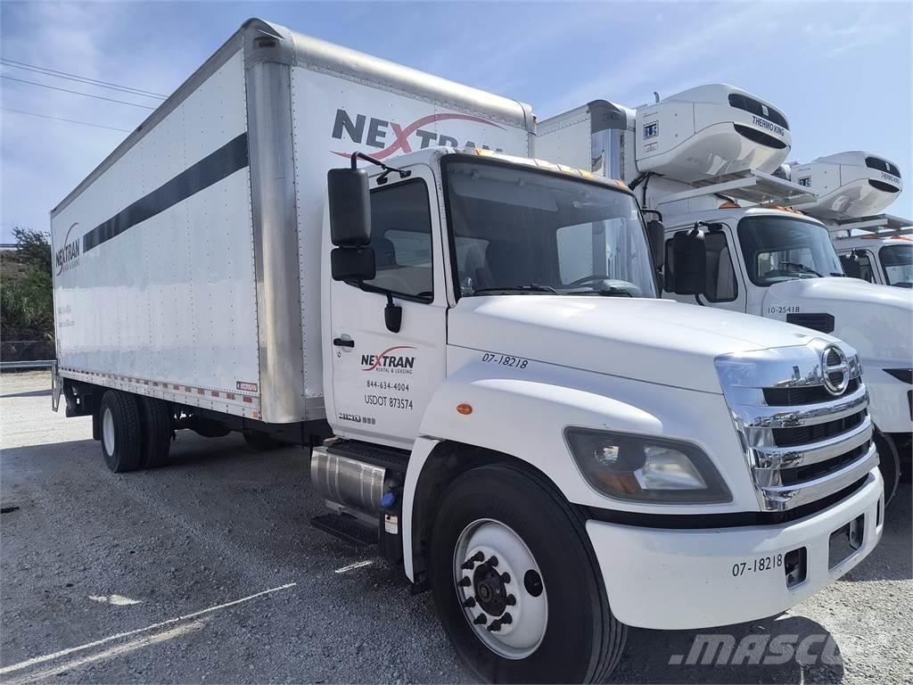 Hino 268 Camiones caja cerrada