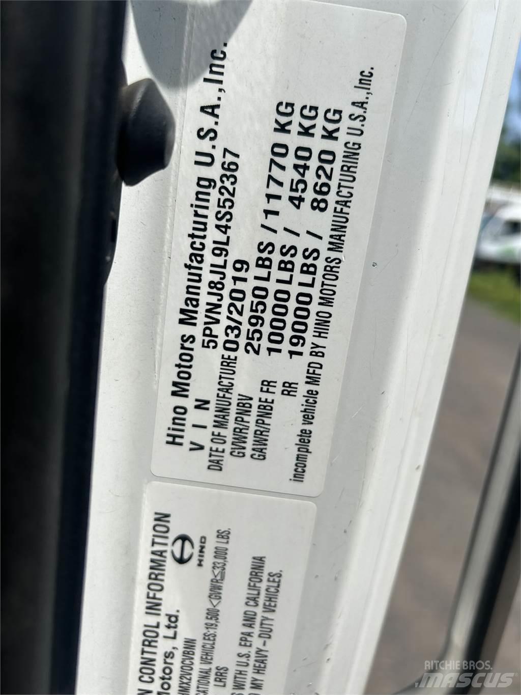 Hino 268A Camiones chasis