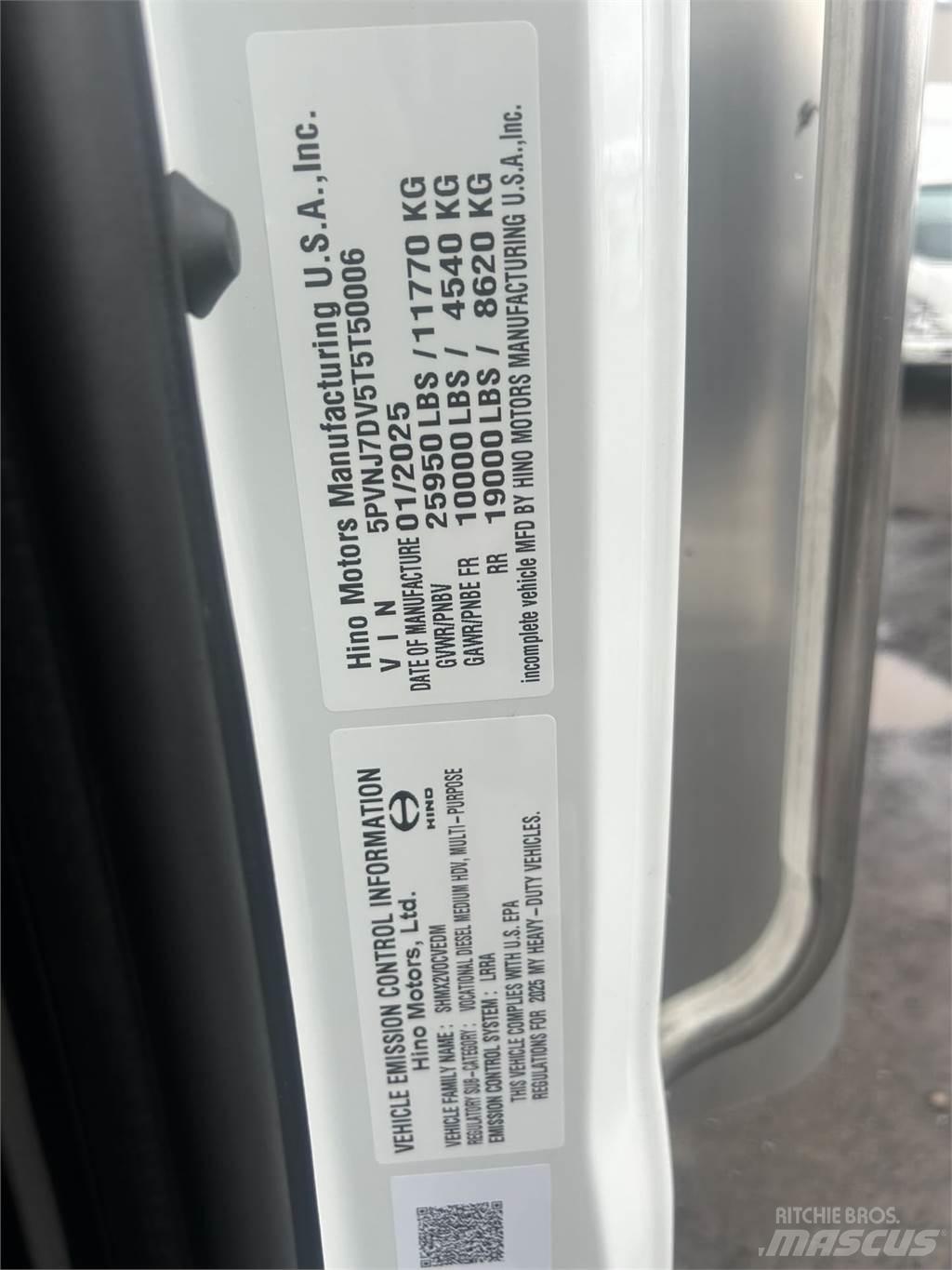 Hino L6 Camiones caja cerrada