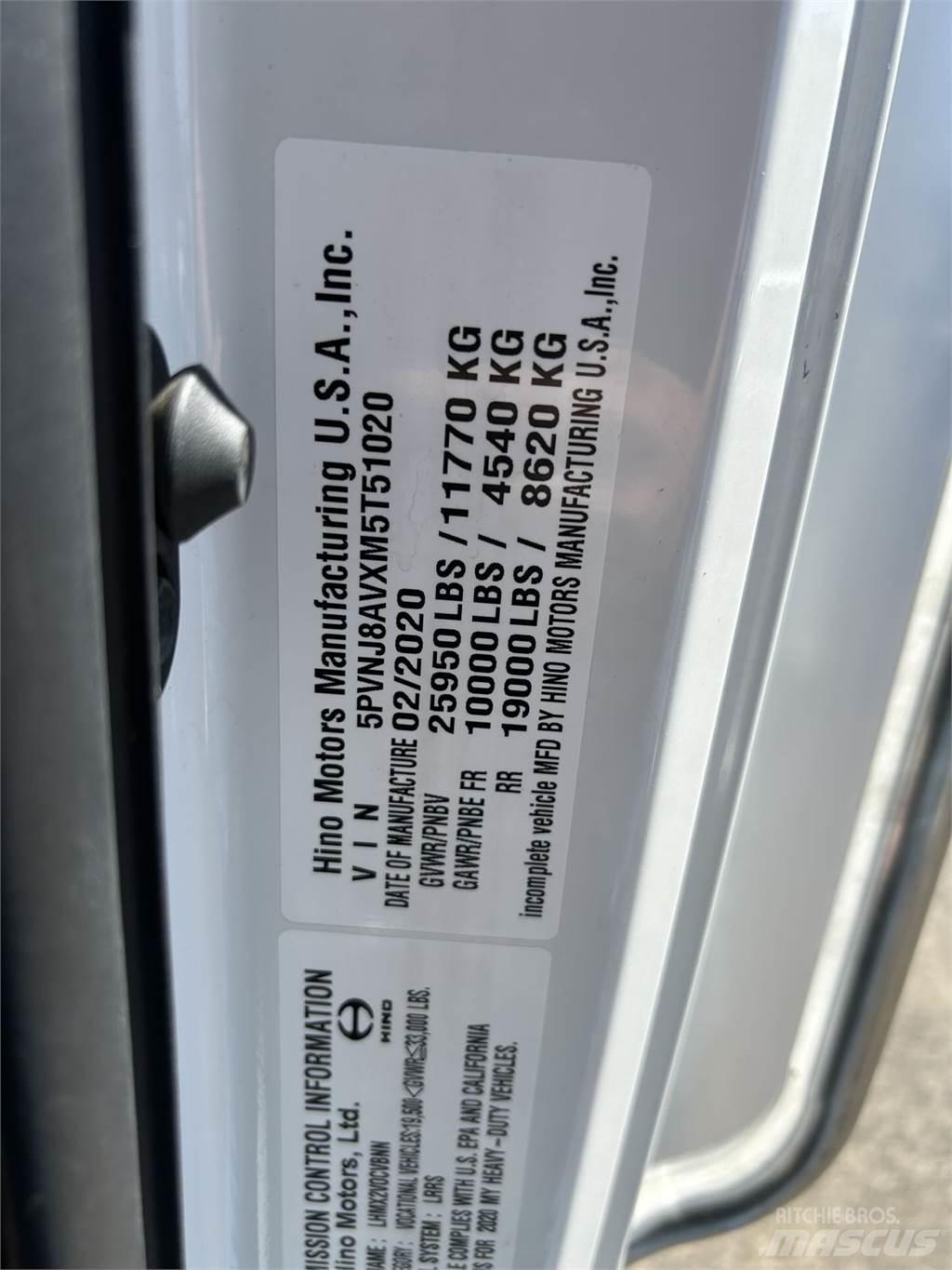 Hino L6 Camiones caja cerrada