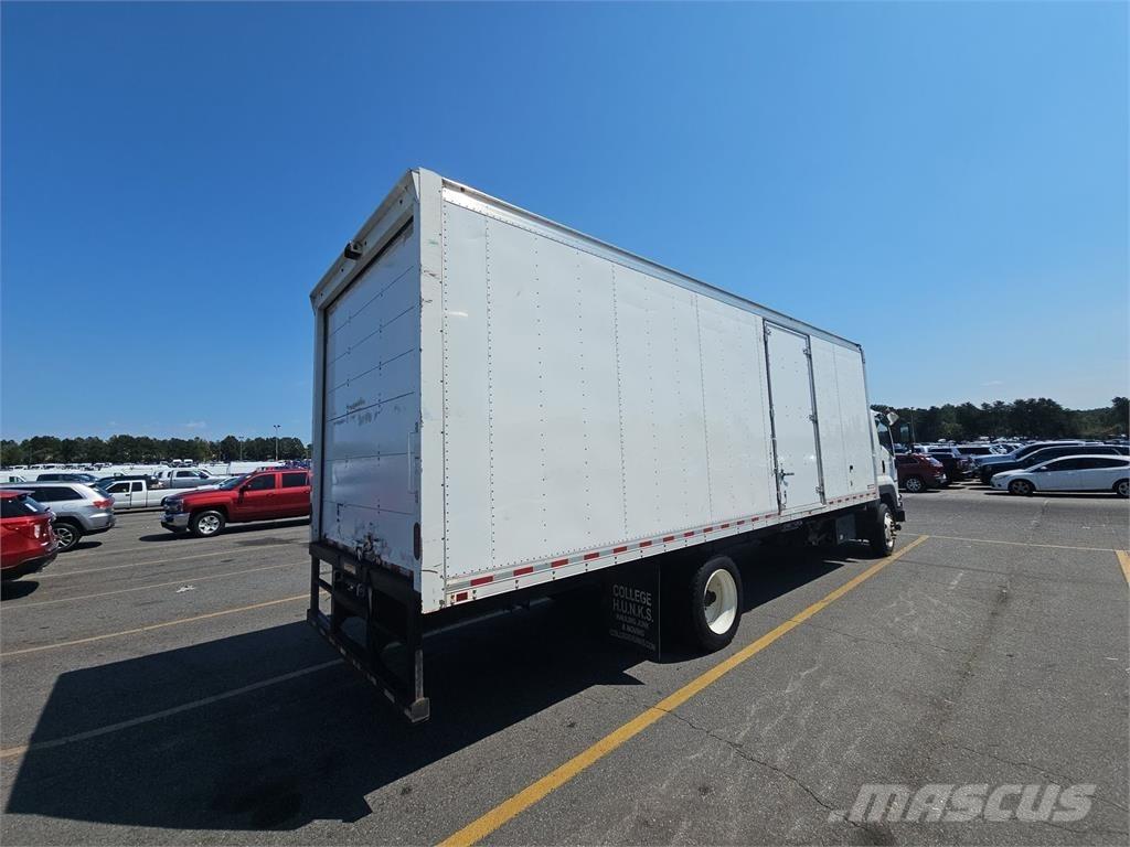 Isuzu FTR Camiones caja cerrada