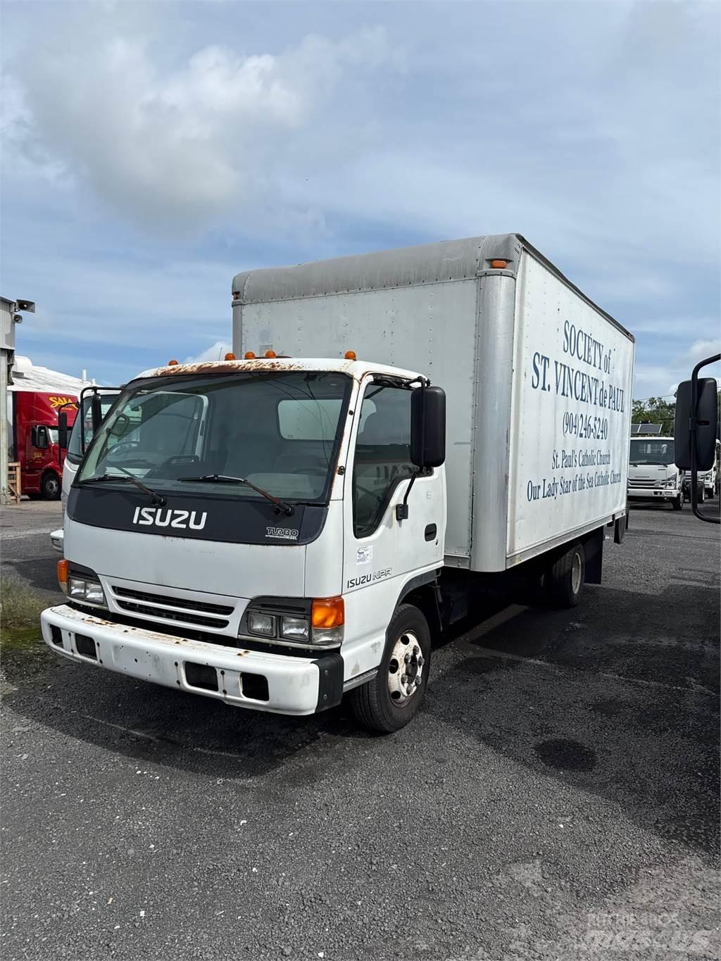 Isuzu NPR Camiones caja cerrada