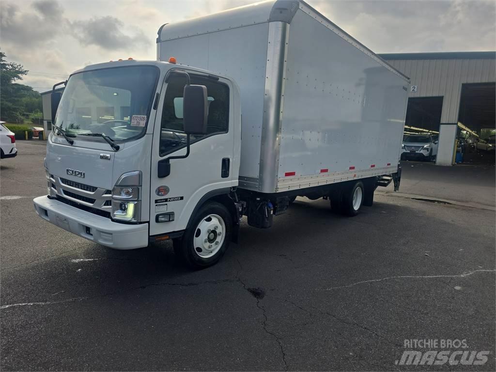 Isuzu NPR Camiones caja cerrada