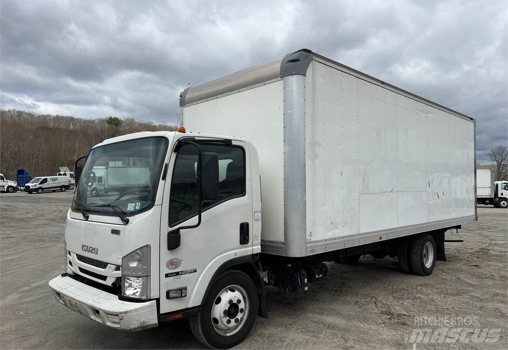 Isuzu NQR Camiones caja cerrada