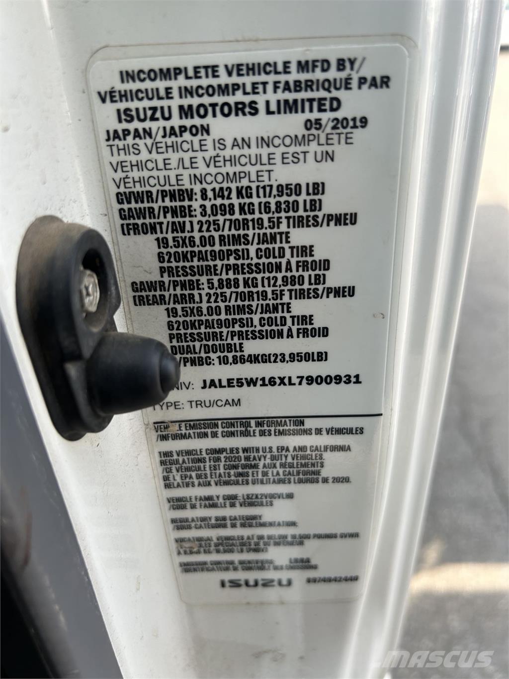 Isuzu NQR Camiones bañeras basculantes o volquetes