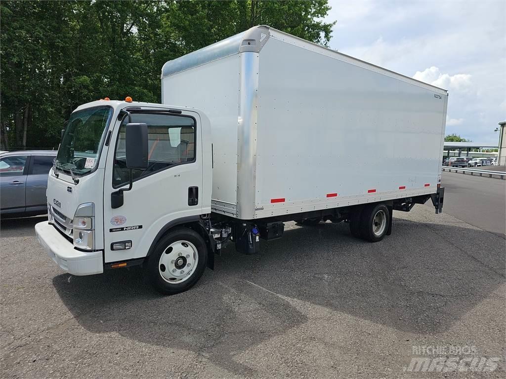Isuzu NRR Camiones caja cerrada