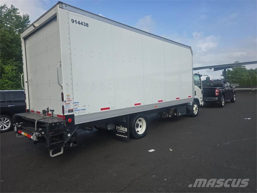 Isuzu NRR Camiones caja cerrada