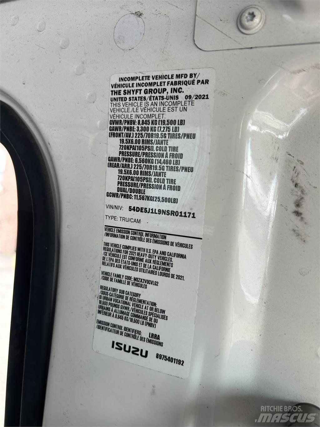 Isuzu NRR DC Camiones bañeras basculantes o volquetes