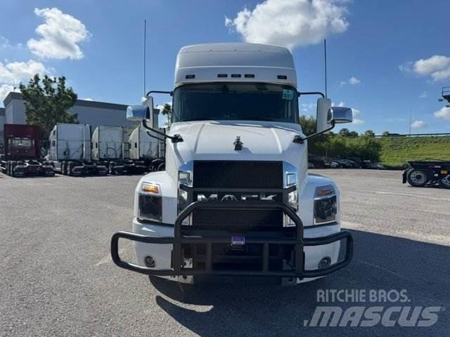 Mack AN64T Cabezas tractoras