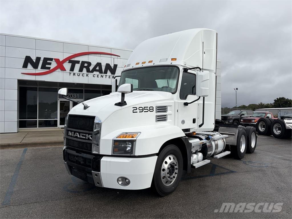 Mack AN64T Cabezas tractoras