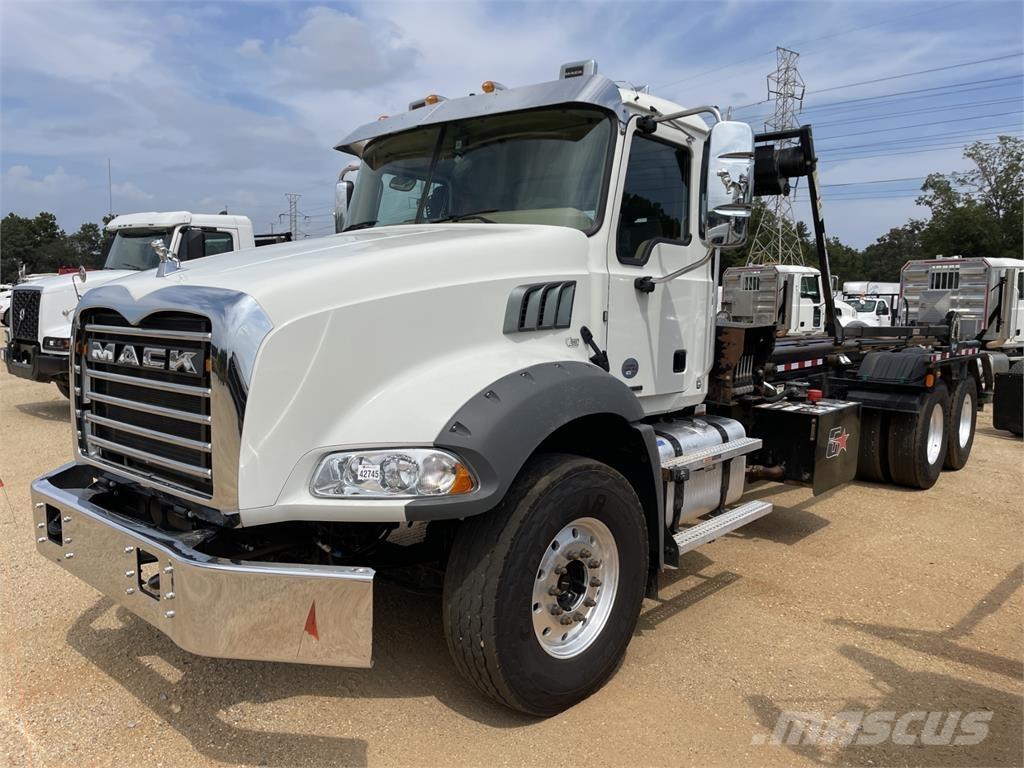 Mack GR64B Otros camiones
