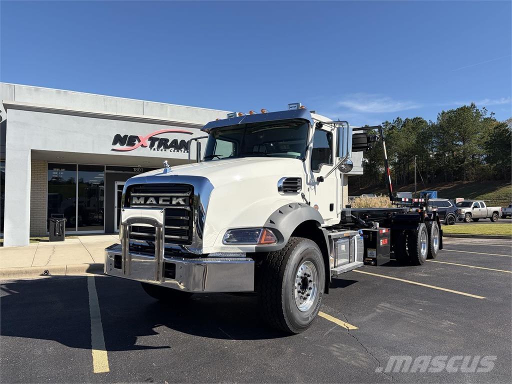 Mack GR64B Otros camiones