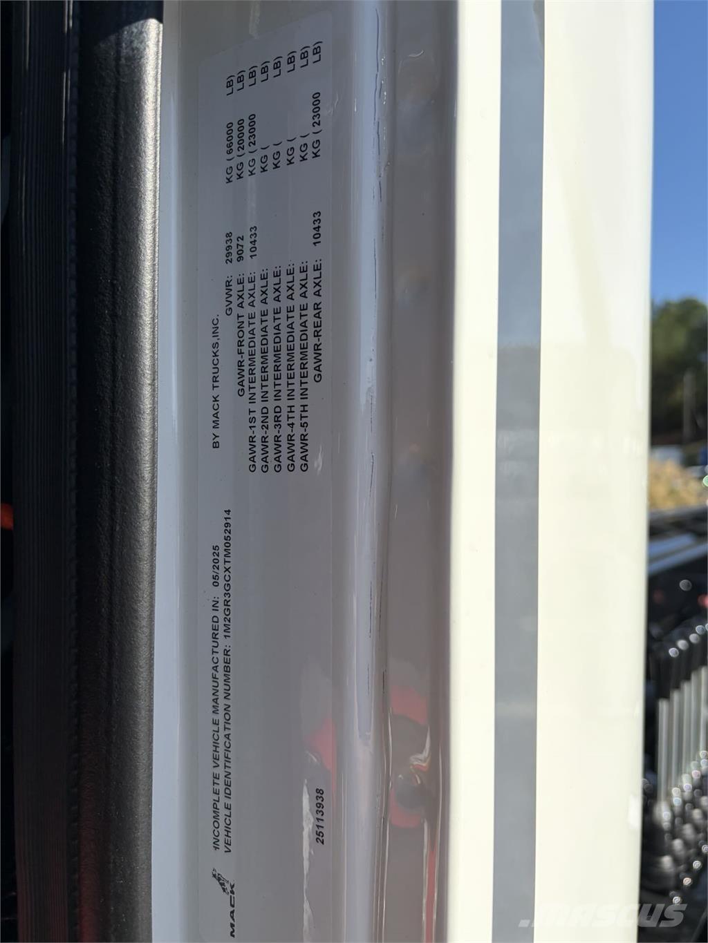 Mack GR64B Otros camiones