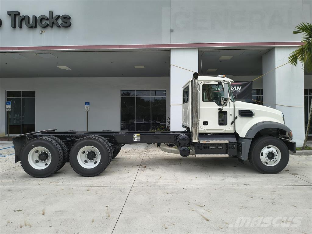 Mack GR64F Otros camiones