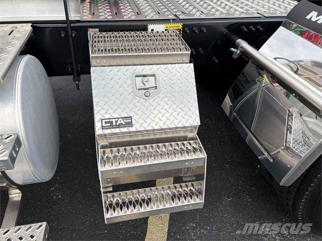 Mack GR64FT Cabezas tractoras