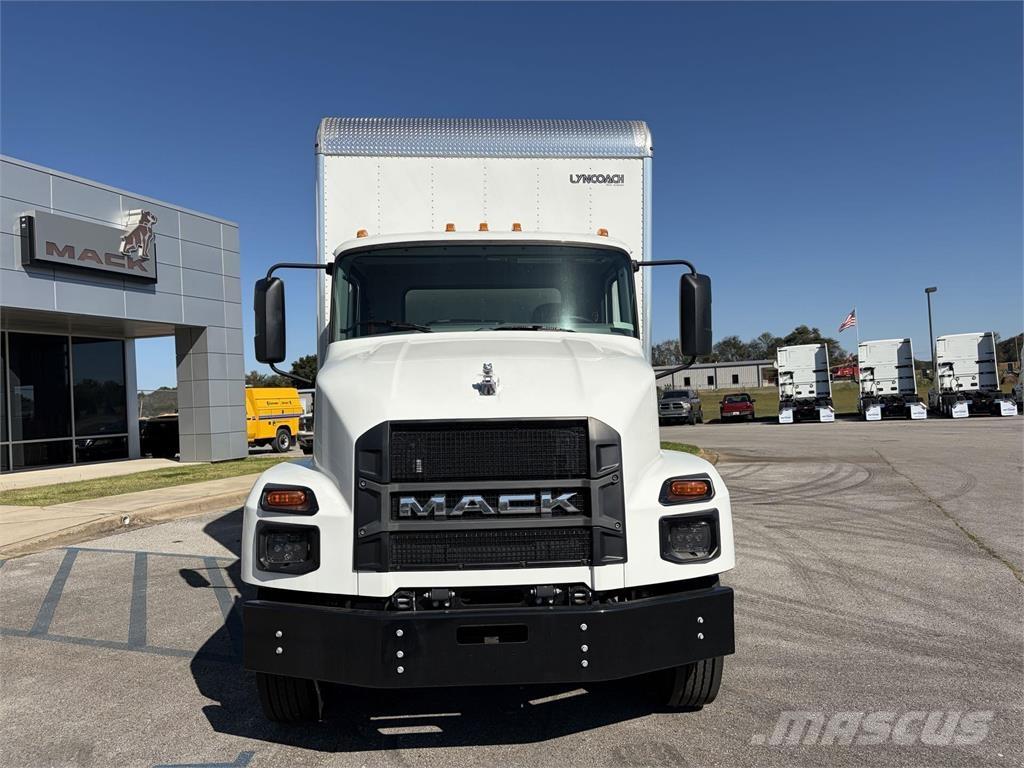 Mack MD6 42R Camiones caja cerrada