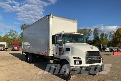 Mack MD642 Camiones caja cerrada