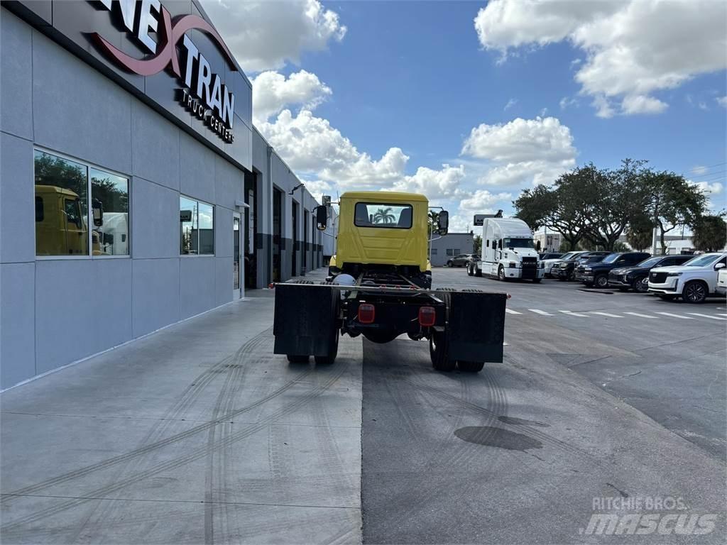 Mack MD7 42R Forestal - Otros