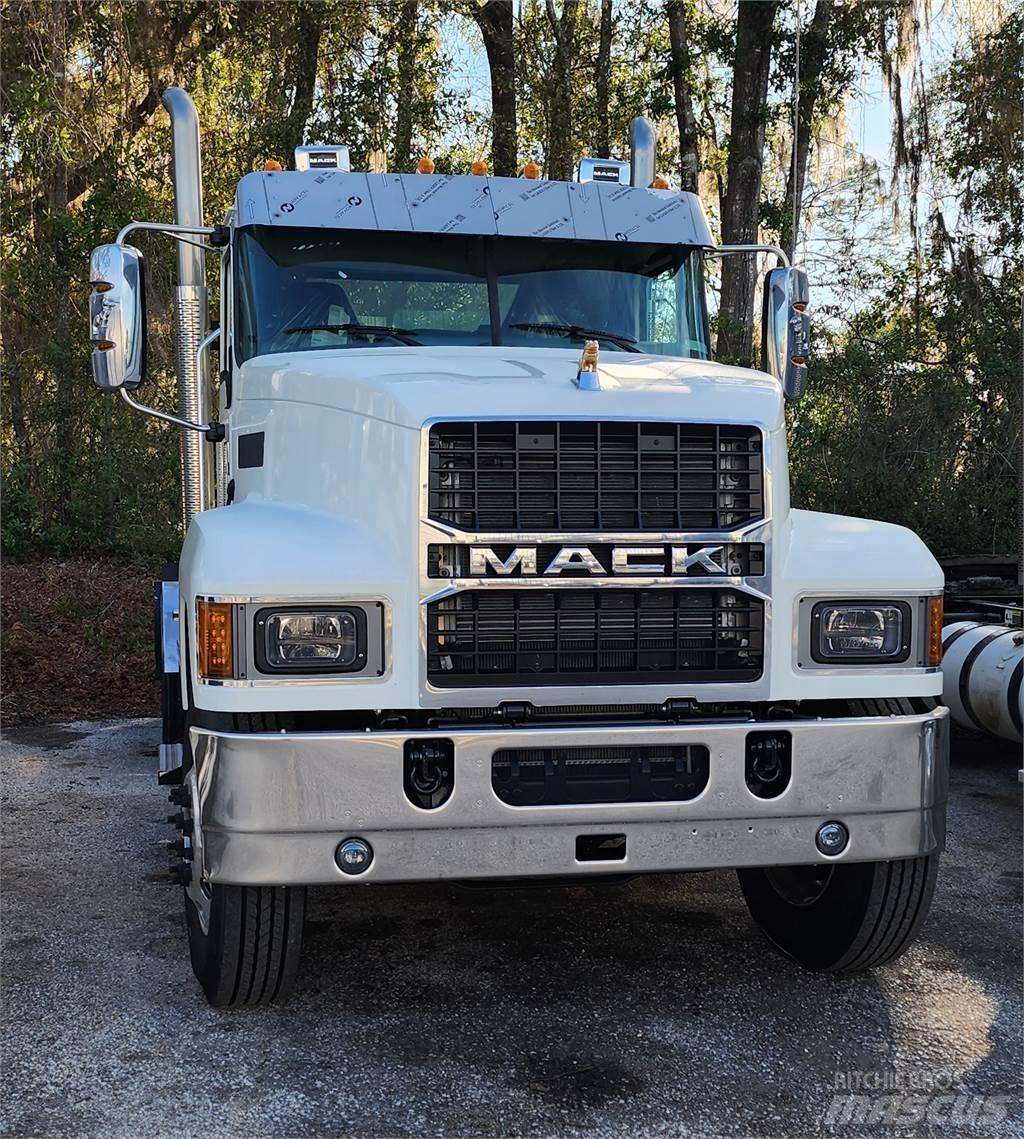 Mack PI64T Cabezas tractoras