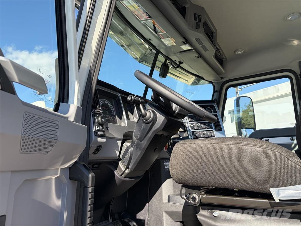 Mack PI64T Cabezas tractoras