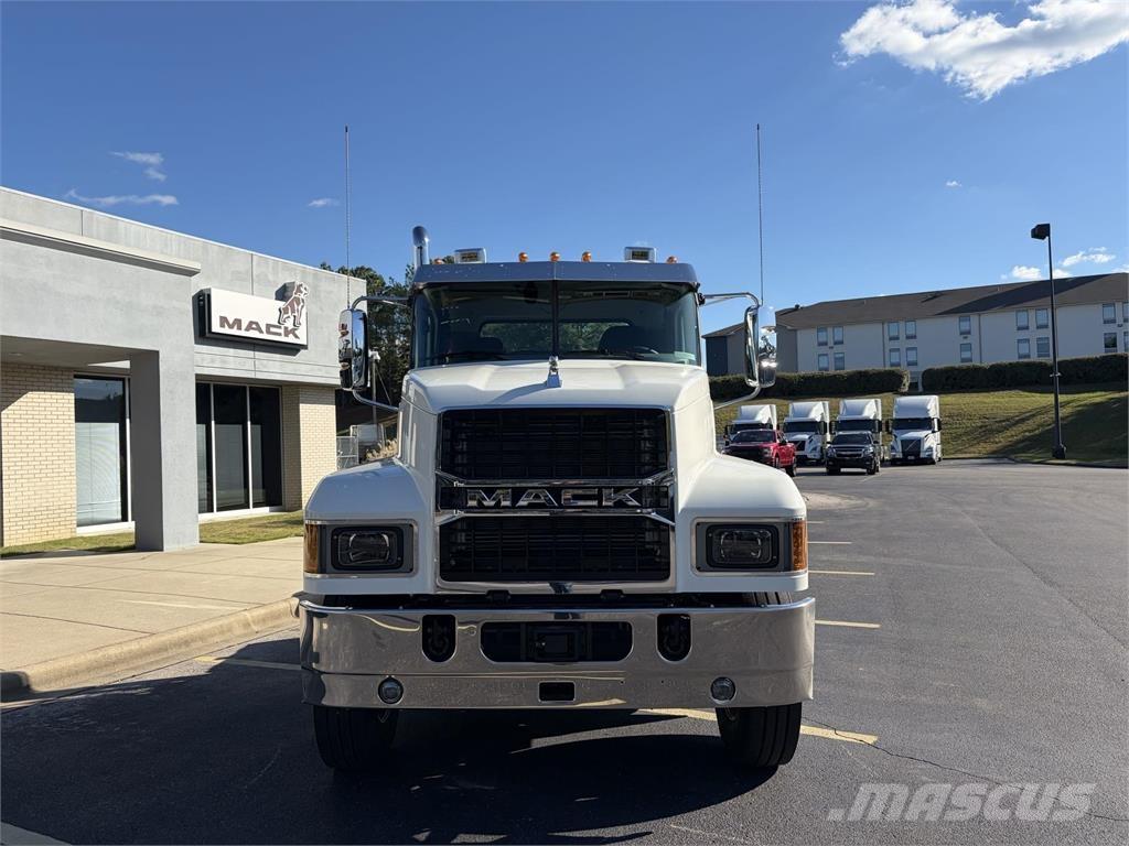 Mack PI64T Cabezas tractoras