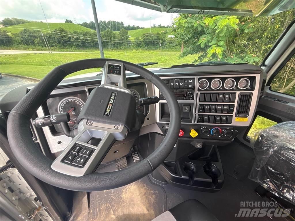 Mack PI64T Cabezas tractoras