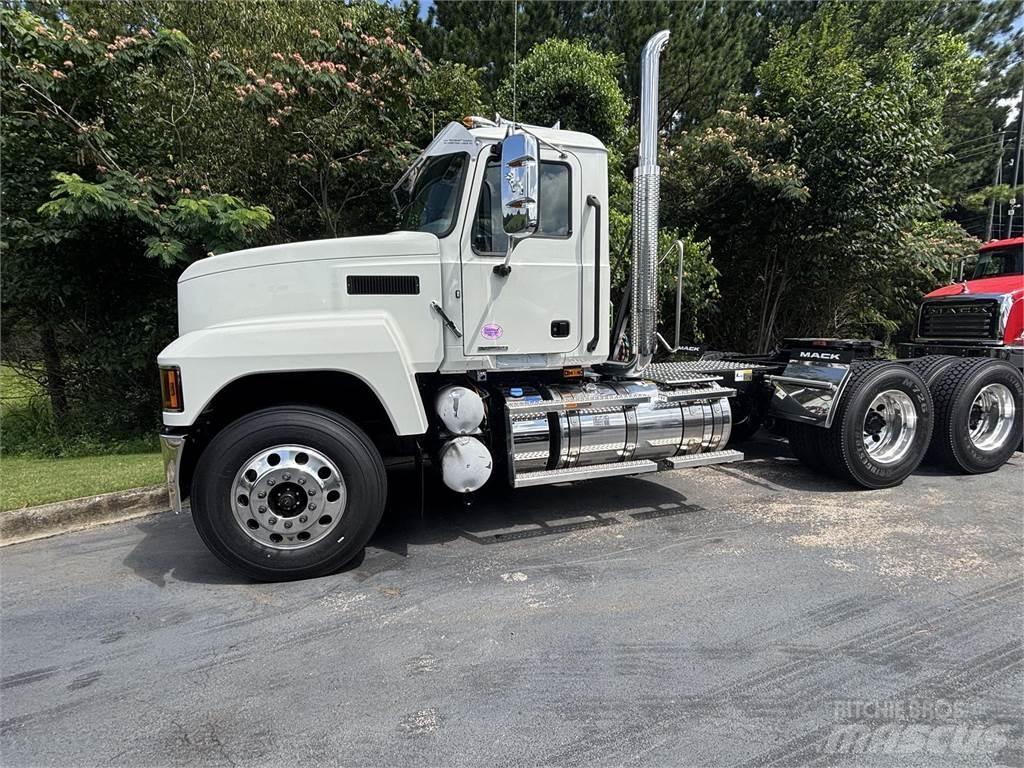 Mack PI64T Cabezas tractoras