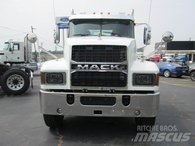 Mack PI64T Cabezas tractoras