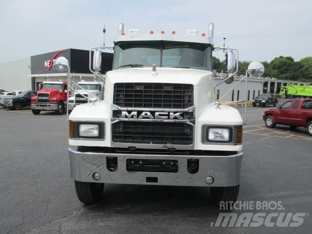 Mack PI64T Cabezas tractoras