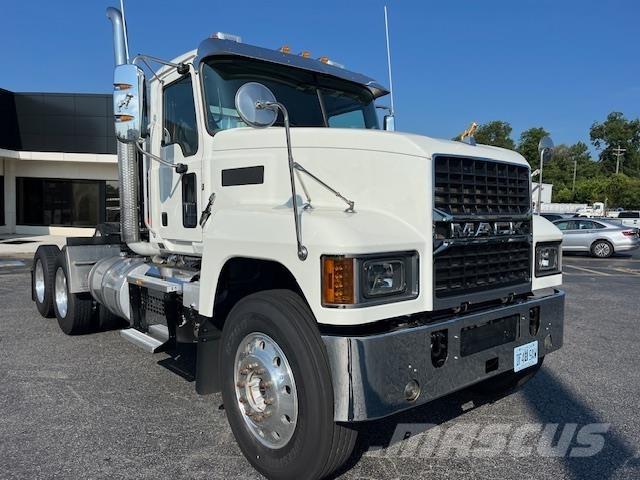 Mack PI64T Cabezas tractoras