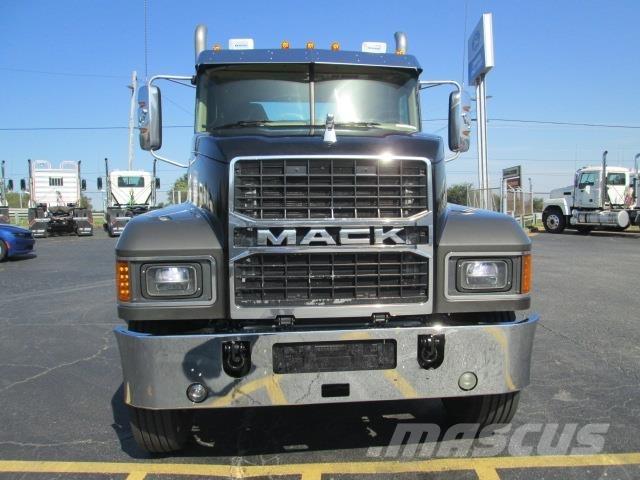 Mack PI64T Cabezas tractoras