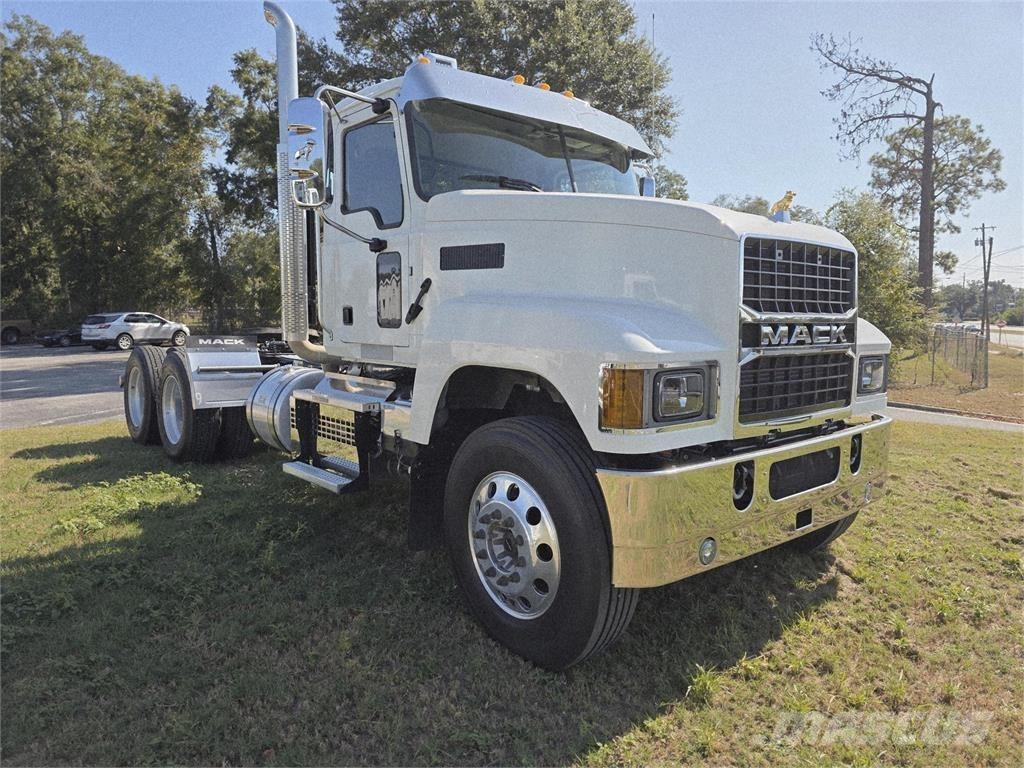 Mack PI64T Cabezas tractoras