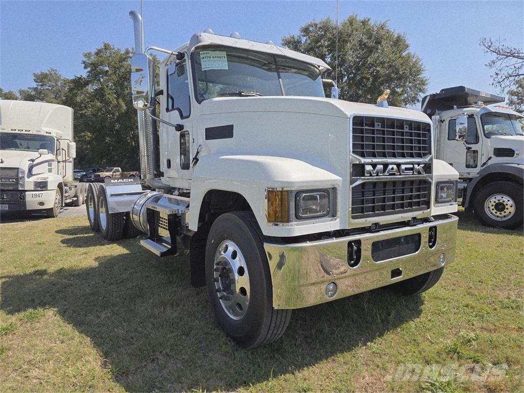 Mack PI64T Cabezas tractoras