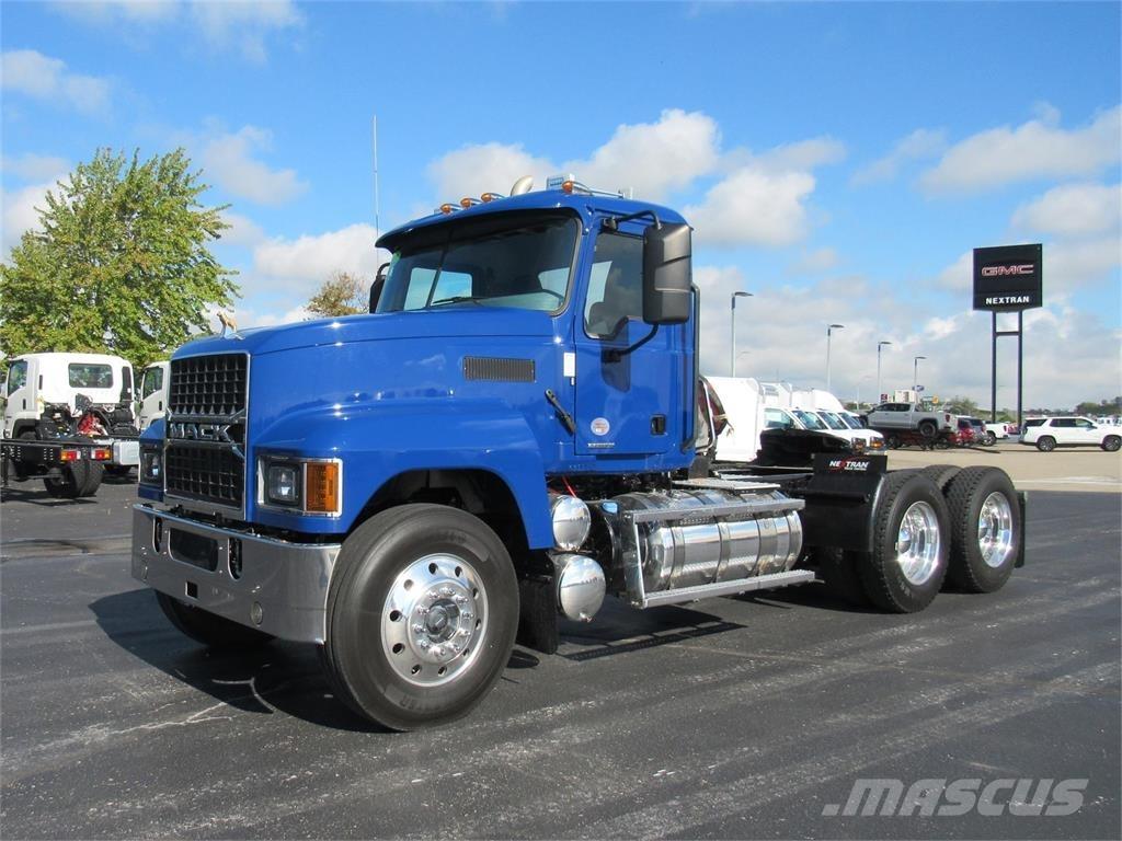 Mack PI64T Cabezas tractoras