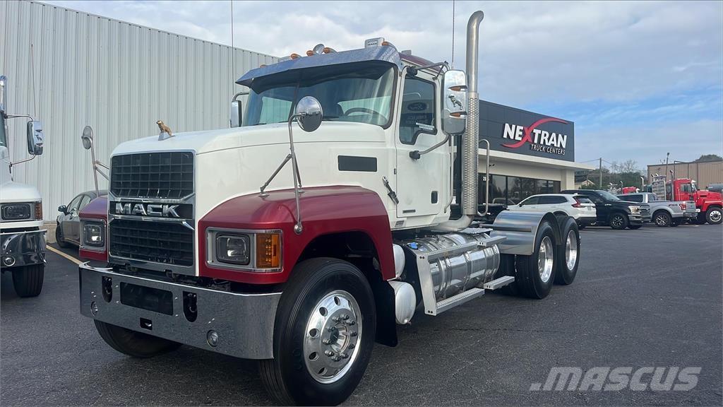 Mack PI64T Cabezas tractoras