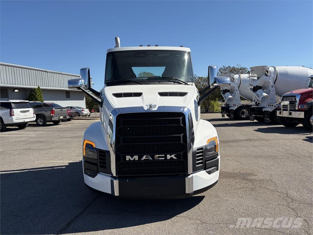 Mack PR64T Cabezas tractoras