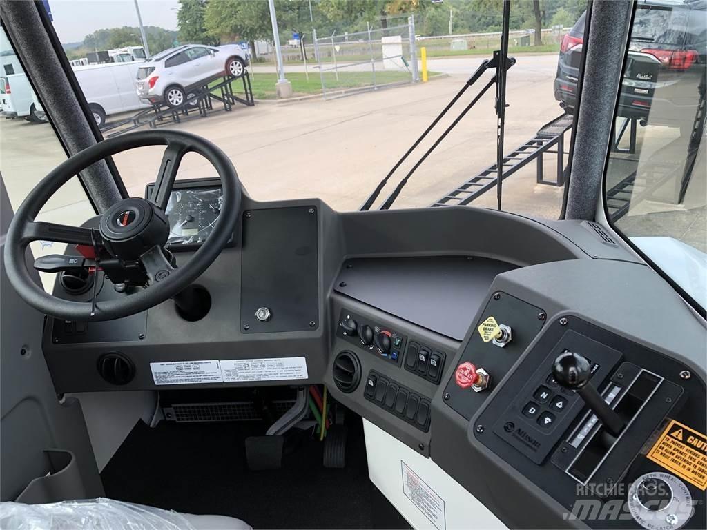 Ottawa 4x2 OFF ROAD Otros camiones