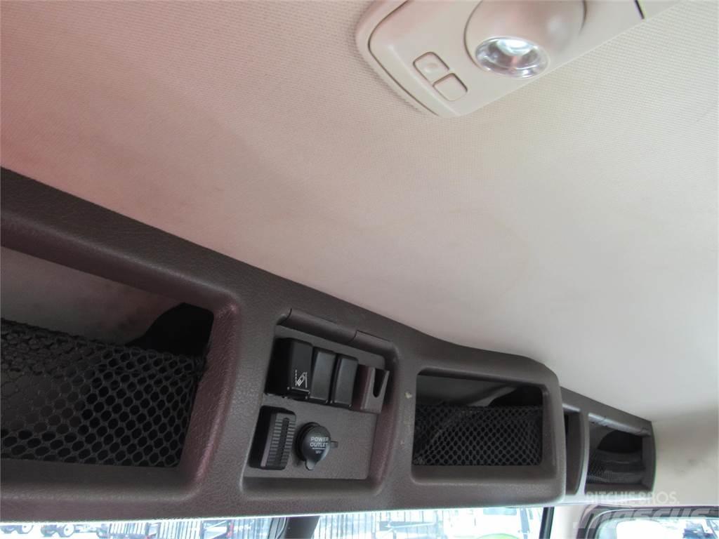 Volvo VNL64T300 Cabezas tractoras