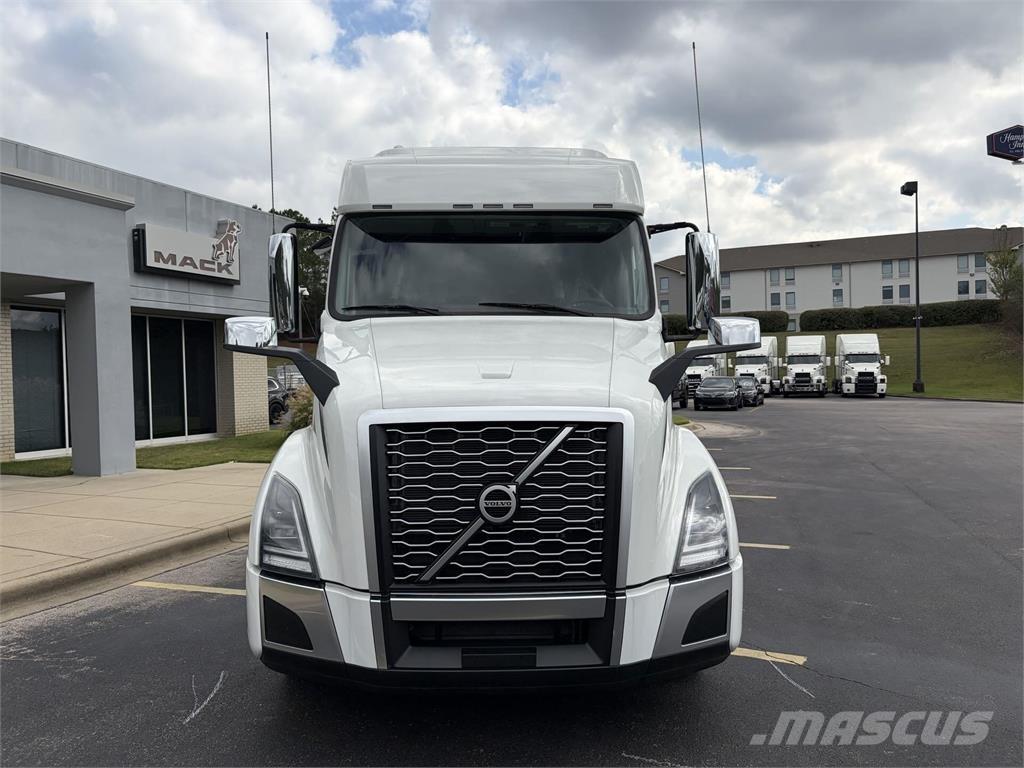 Volvo VNL64T740 Cabezas tractoras