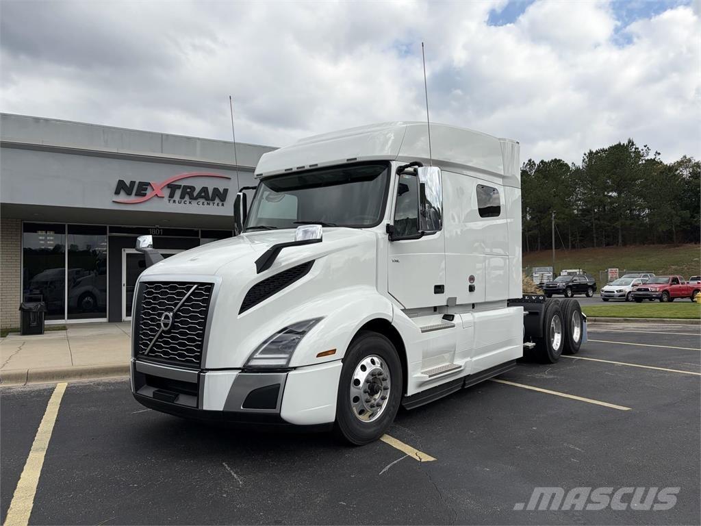 Volvo VNL64T740 Cabezas tractoras