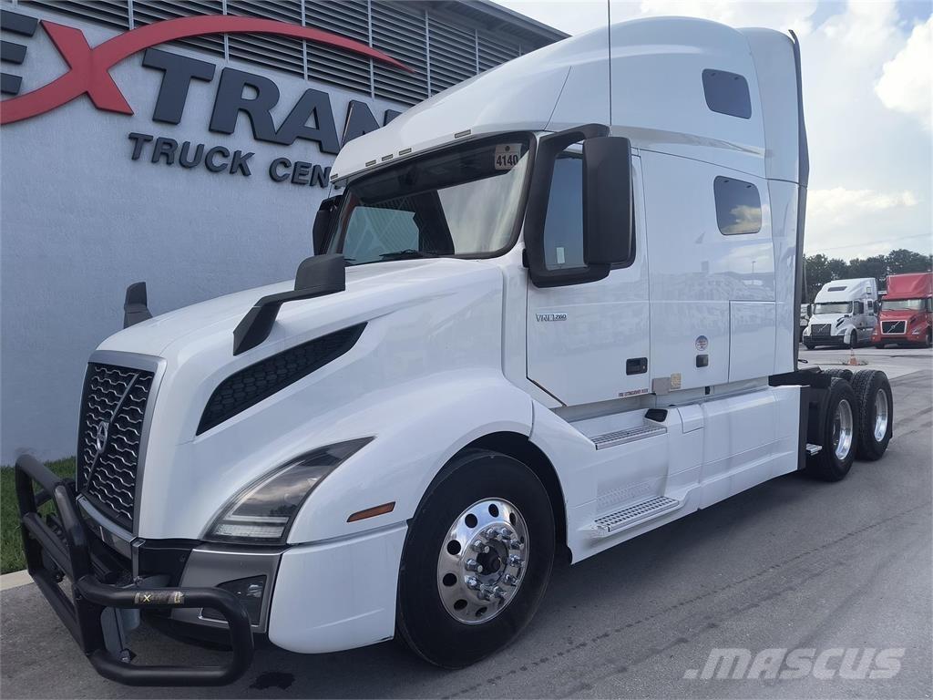 Volvo VNL64T760 Cabezas tractoras